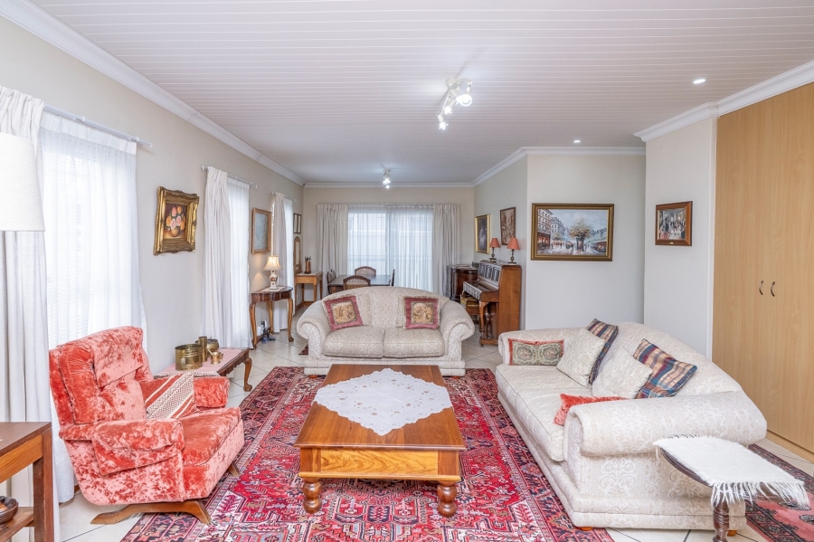 2 Bedroom Property for Sale in Vierlanden Western Cape